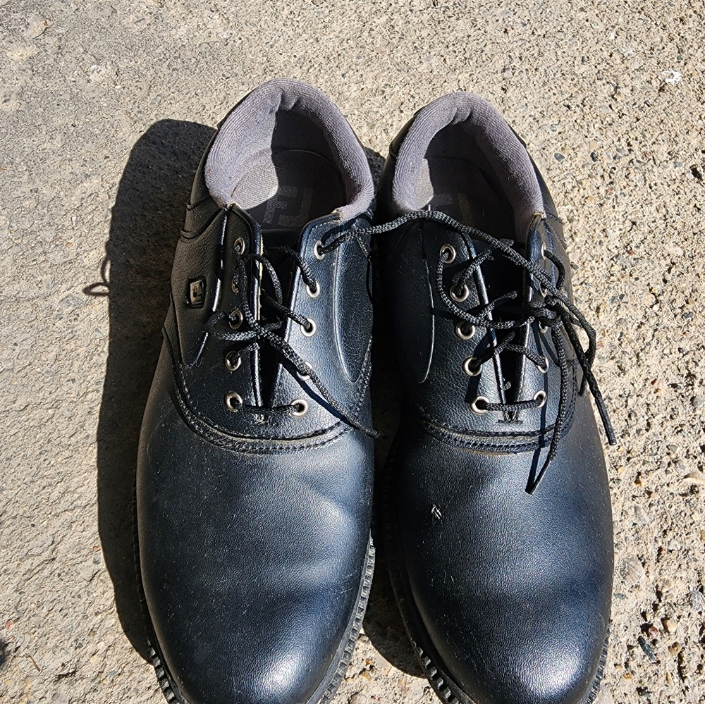 Men FootJoy golf shoes